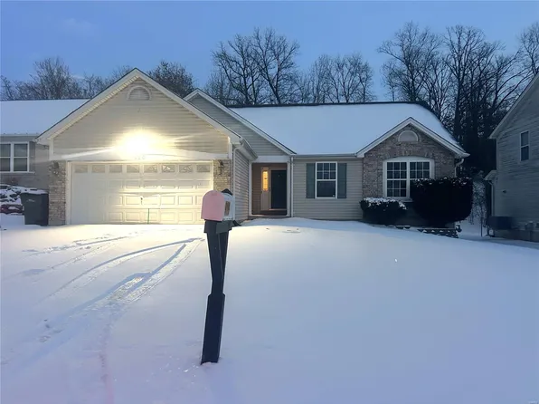 920 Mystic Oaks Ct, Imperial, MO 63052