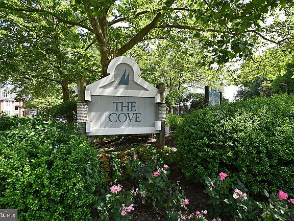 4th image of 7604 Lakeside Village Dr #7604N