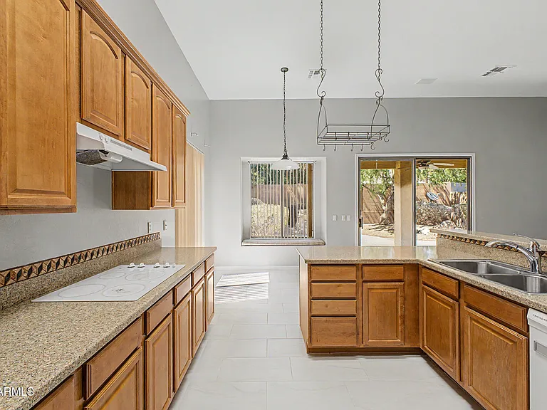 6602 W Andrea Dr — Photo 9