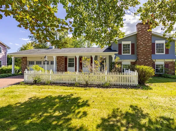 19 Damsen Rd, Rochester, NY 14612