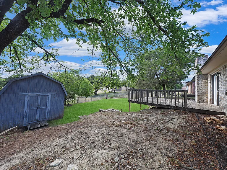 1415 Janet Ln — Photo 20