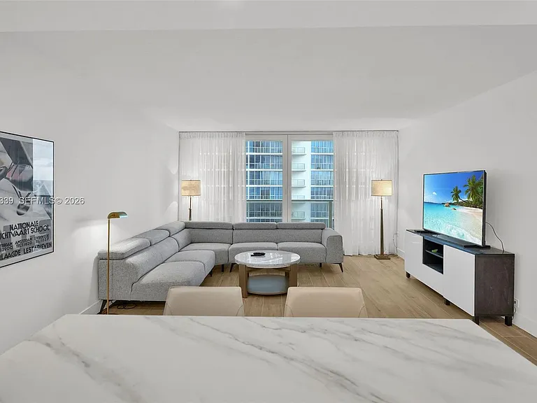 3505 S Ocean Dr #808 — Photo 5