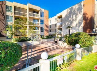 5143 Bakman Ave APT 220, North Hollywood, CA 91601