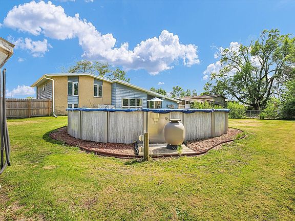 5th image of 1520 S Pointe Dr