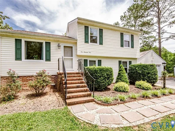 1001 Collingwood Dr, North Prince George, VA 23860