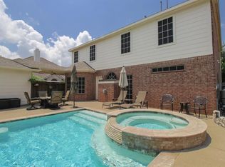 2426 Lakeside Dr, Seabrook, TX 77586