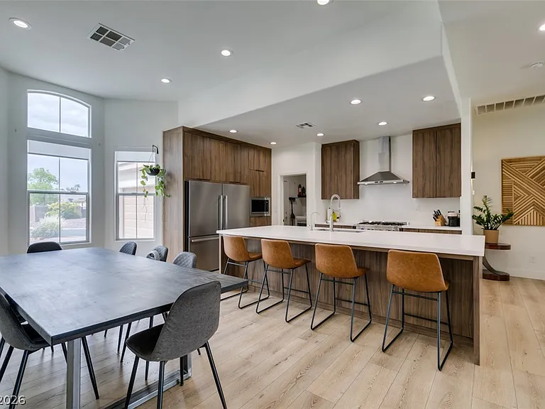 7210 Shallowford Ave — Photo 18