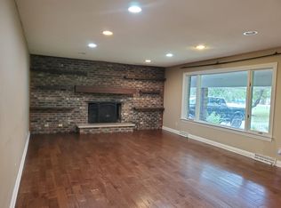 42W461 Burlington Rd, Elgin, IL 60124