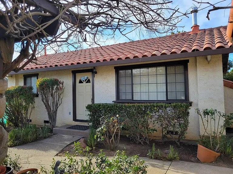 4964 Myrtle Dr — Photo 1