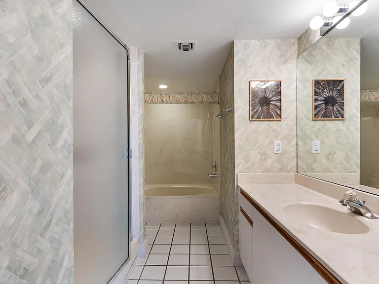 2488 Harbour Cove Dr — Photo 33