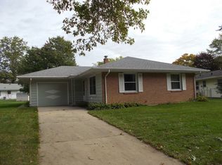 4628 Longmeadow Ln, Rockford, IL 61108