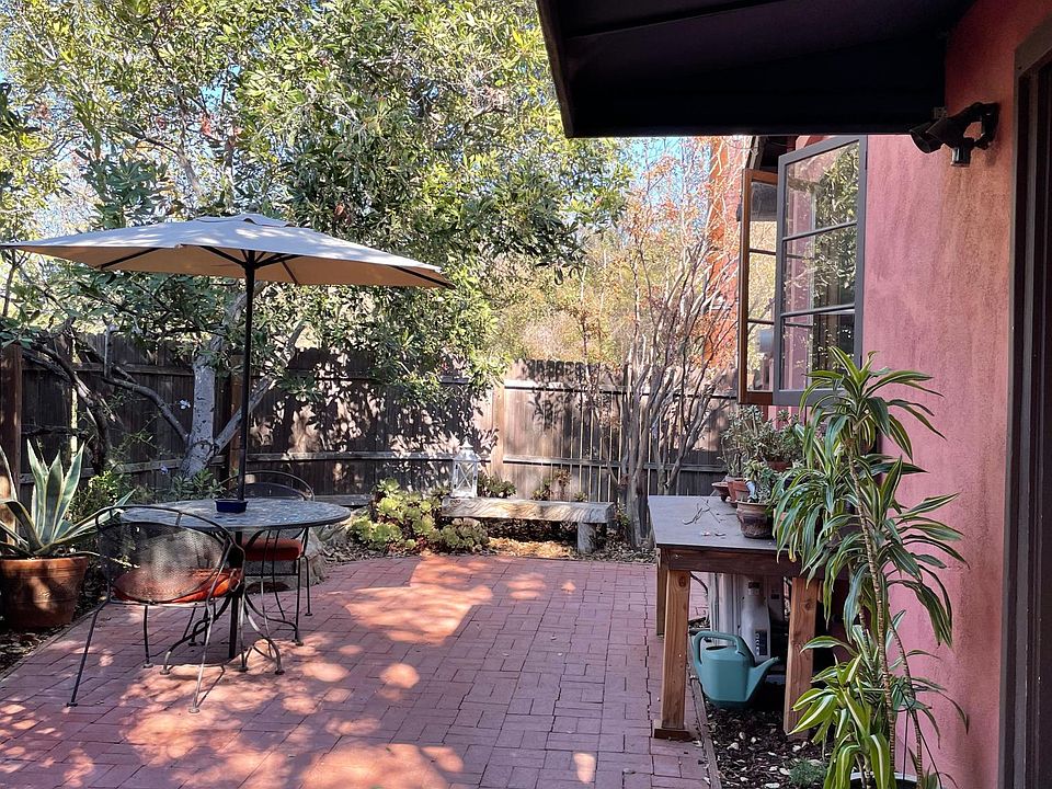 Brick patio entry