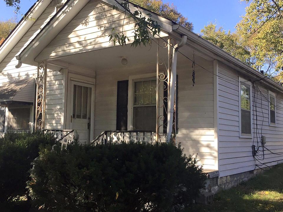 2nd image of 505 Edwin St