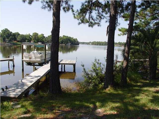 52' Dock with 10K Electric Lift