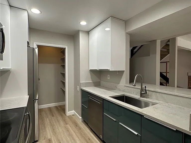 13104 Glen Ct #33 — Photo 24