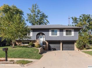 3004 Columbus Ave, Bellevue, NE 68005