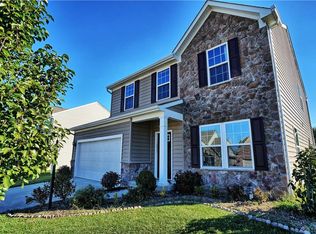 2105 Willow Oak Ct, Dayton, OH 45439