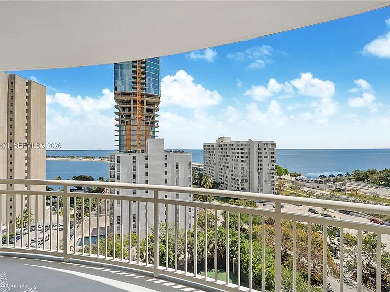 2475 Brickell Ave #1107 — Photo 4
