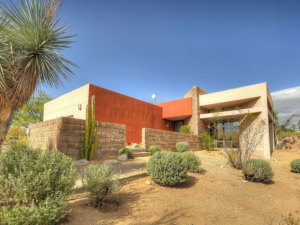 1st image of 3620 N Calle Agua Verde
