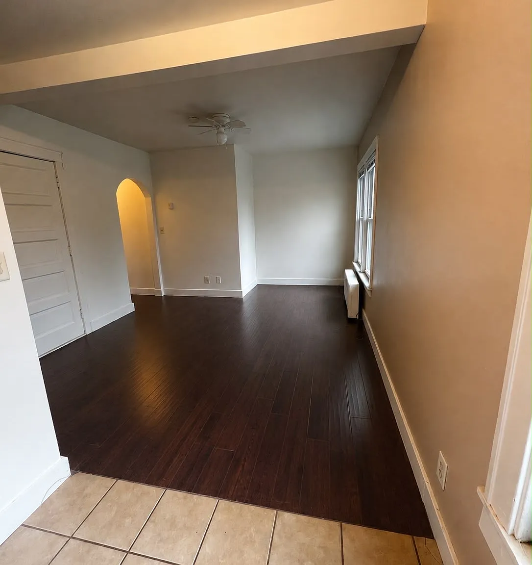 Studio, 400 sqft, $1,050 — Photo 2