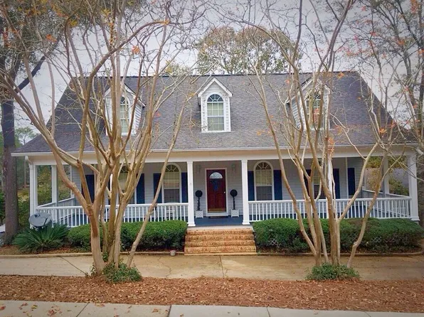 541 Lakeview Dr W, Mobile, AL 36695