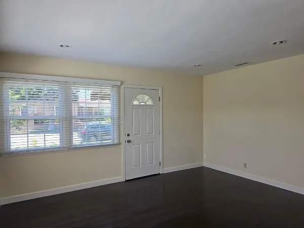 1 bed, $1,650 — Photo 3