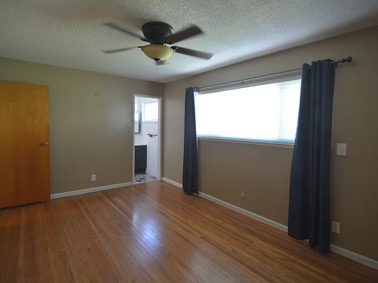 154 Manzanita Dr — Photo 8