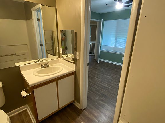 4th image of 1221 University Ct APT 202