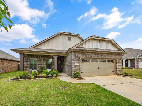 21941 Shearwater Dr, Athens, AL 35613