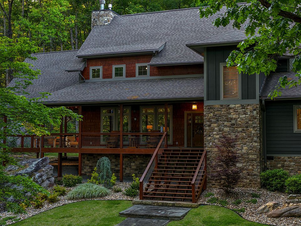 79th image of 748 Woodcock Rd