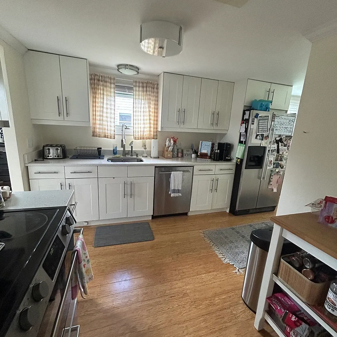 1 bed, 1.0 bath, 800 sqft, $2,195 — Photo 2