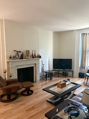 250 Washington St #5 Photo 1
