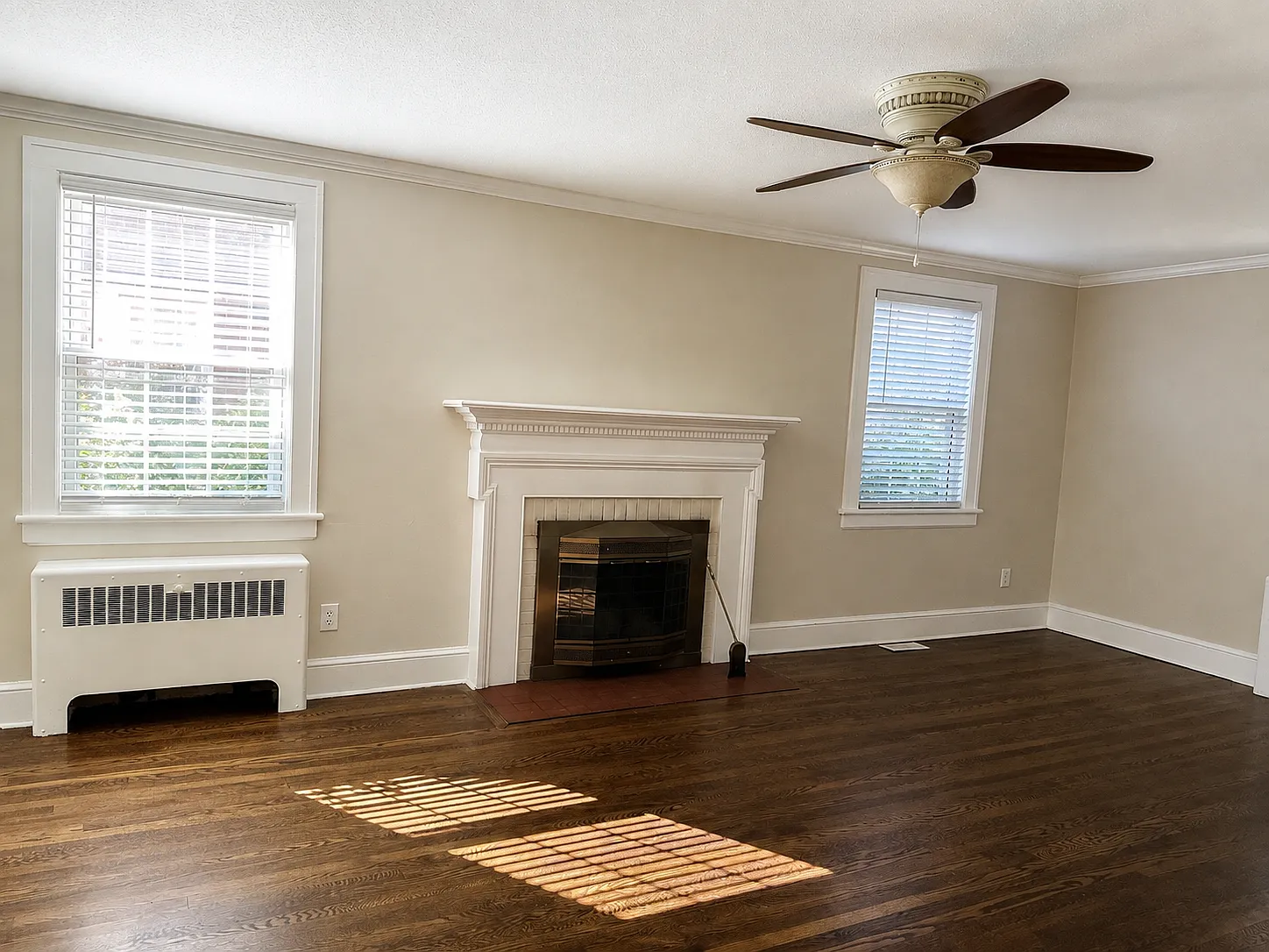 3 bed, 2.5 bath, 1810 sqft, $1,700 — Photo 3