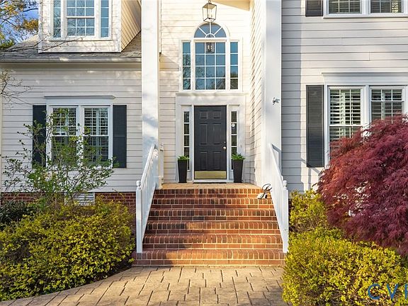 4th image of 3809 Houndstooth Ct