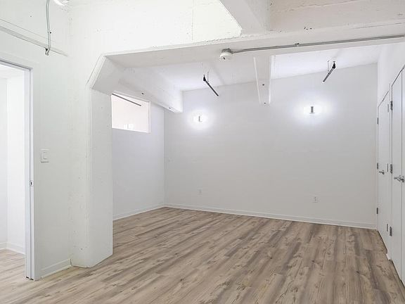 3rd image of 444 N 4th St Unit 409