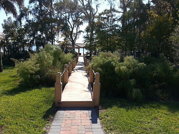 Dock walk to Lake Mills