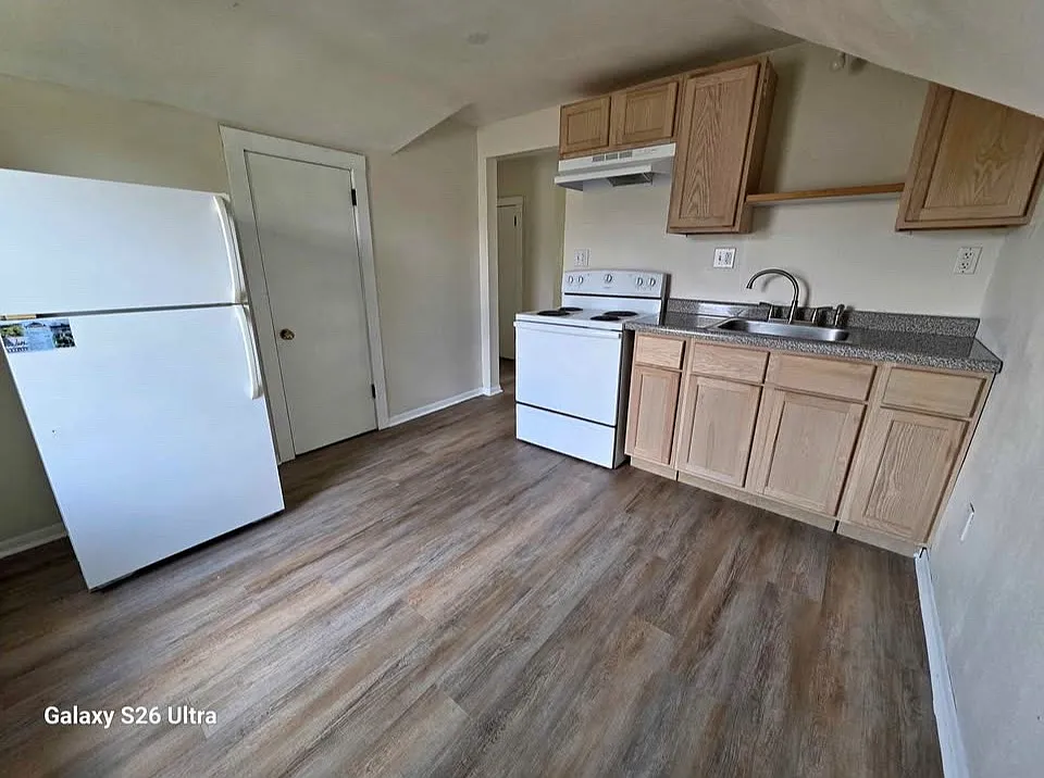 1 bed, 750 sqft, $850 — Photo 3