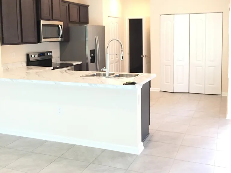 7751 Legacy Trl — Photo 3