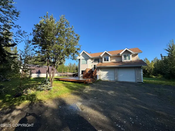 5151 W Greensward Dr, Wasilla, AK 99623