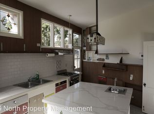 410 Chestnut St, Pacific Grove, CA 93950