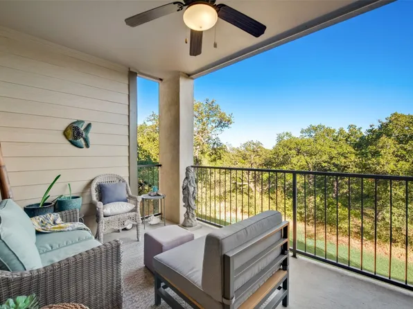 500 Waters Edge Dr APT 123, Lake Dallas, TX 75065