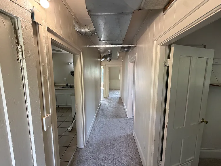 528 Smith St #2 — Photo 4