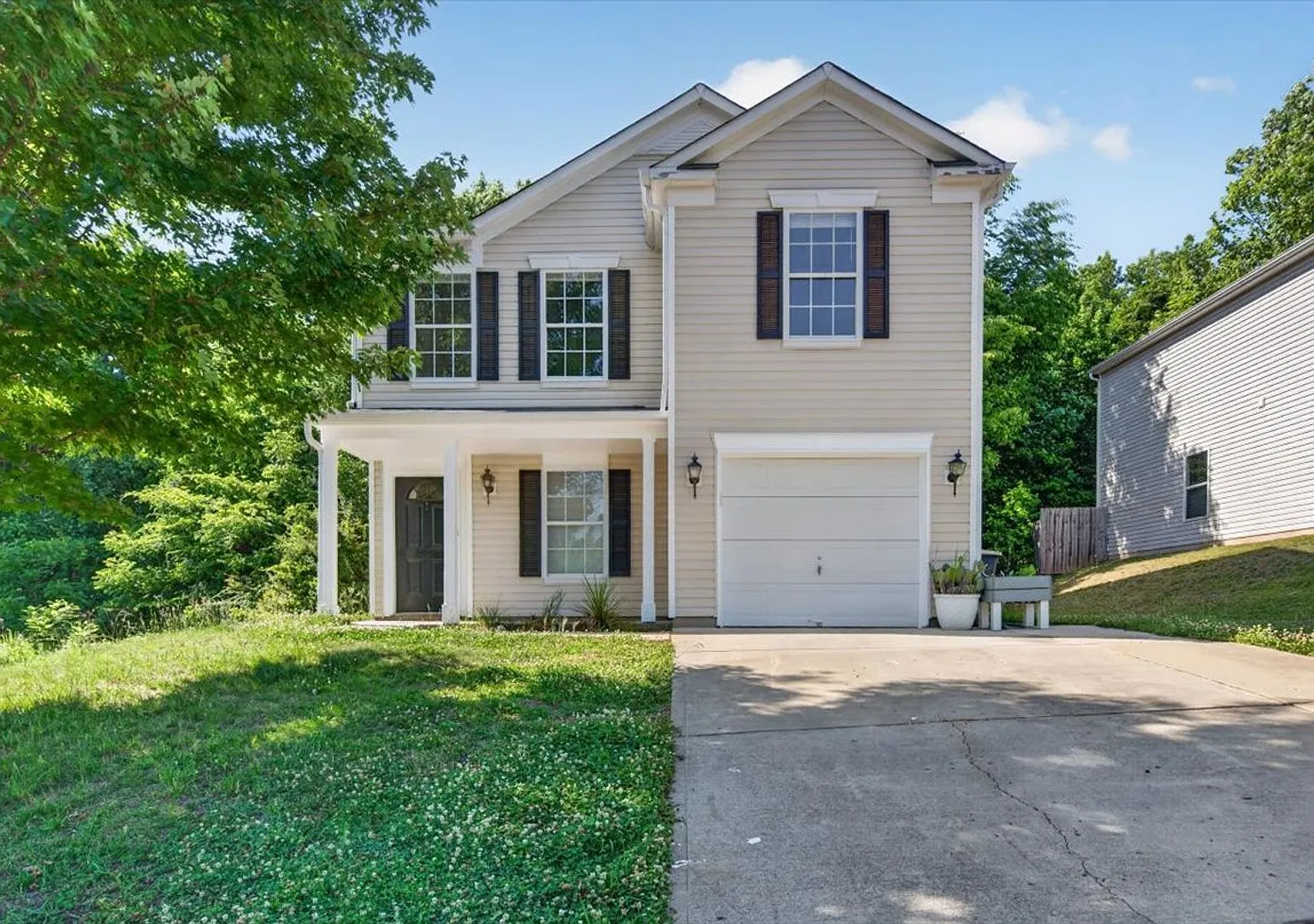 458 Settlers Ridge Drive — Photo 1