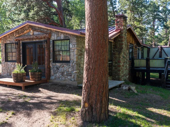 11 Wagon Box Rd, Story, WY 82842