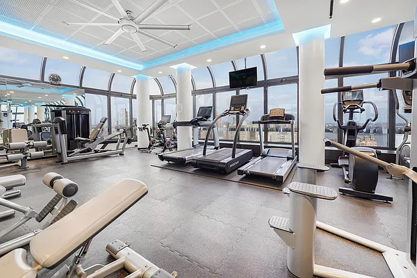 Rented by Highline Residential | media 38