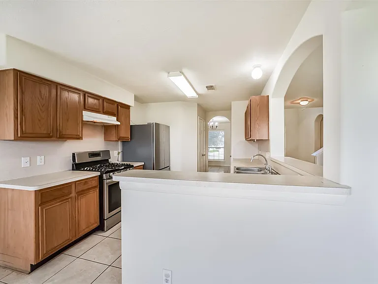 7102 Calix Ln — Photo 16