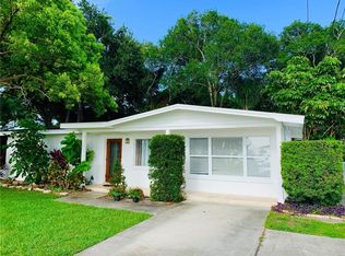 347 Shore Dr E, Oldsmar, FL 34677