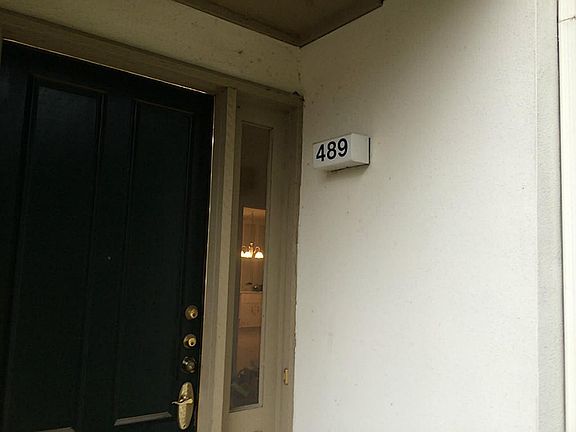 3rd image of 2100 Tanglewilde St APT 489