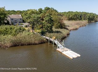 107 Waters Edge Ct, Brick, NJ 08724