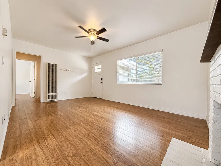 996 Pine Ave #998 — Photo 4